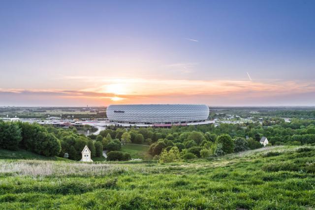 马尚30分亚当斯50+11+6 广东9连胜送福建6连败