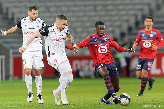 12分！布朗尼打出夏联最佳一战 助湖人获首胜